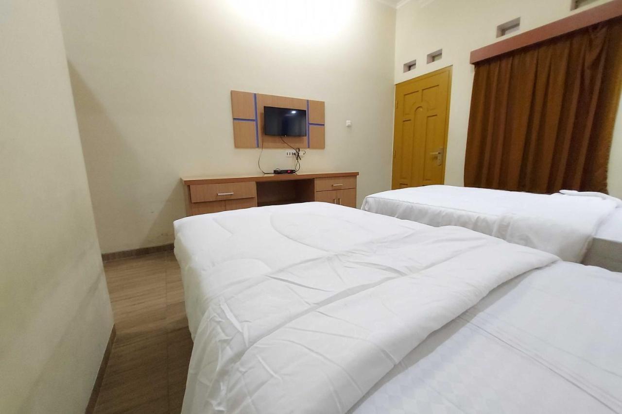 Homestay Fifa Syariah Pati Near Rsud Raa Soewondo Buitenkant foto