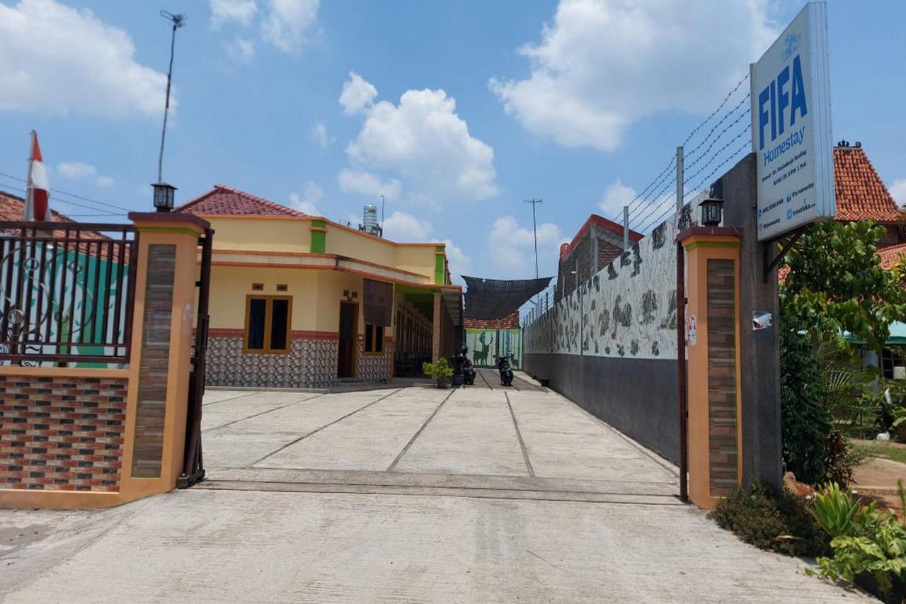 Homestay Fifa Syariah Pati Near Rsud Raa Soewondo Buitenkant foto